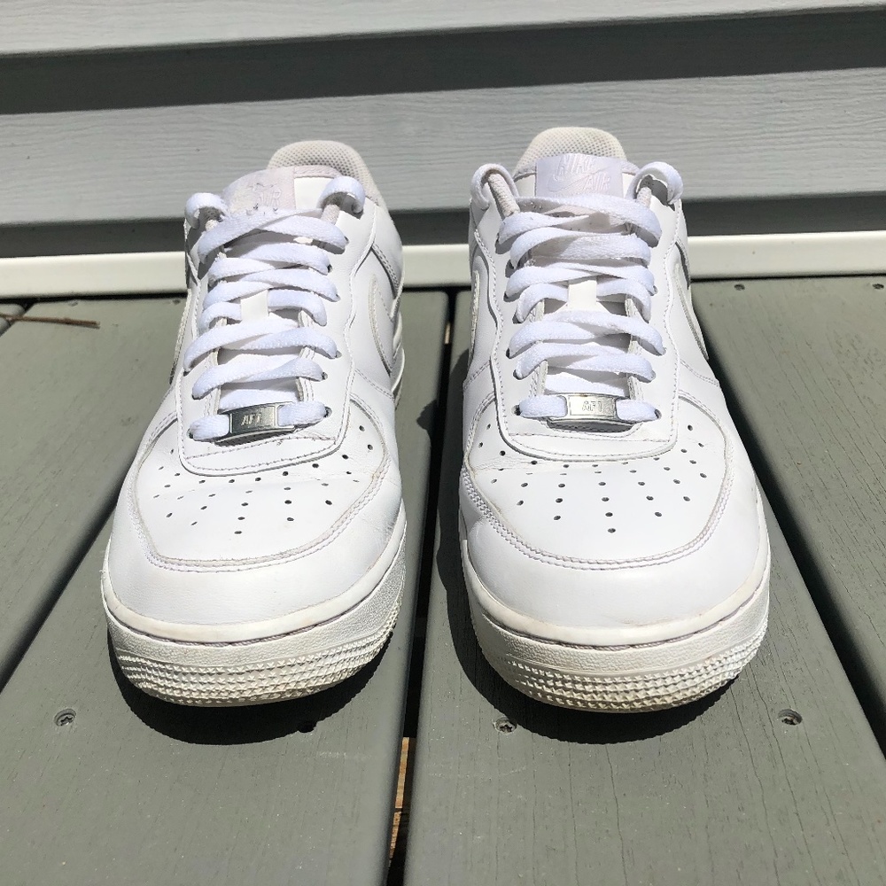 Men's White Air Force 1 size 10